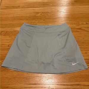 Nike Golf Dri-FIT Gray Skirt size small